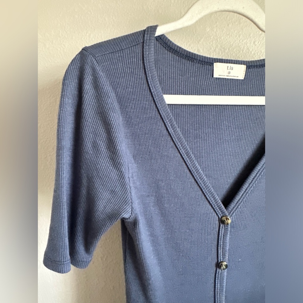 ANTHROPOLOGIE t.la Blue Ribbed Button-Down Dress. - Picture 5 of 8